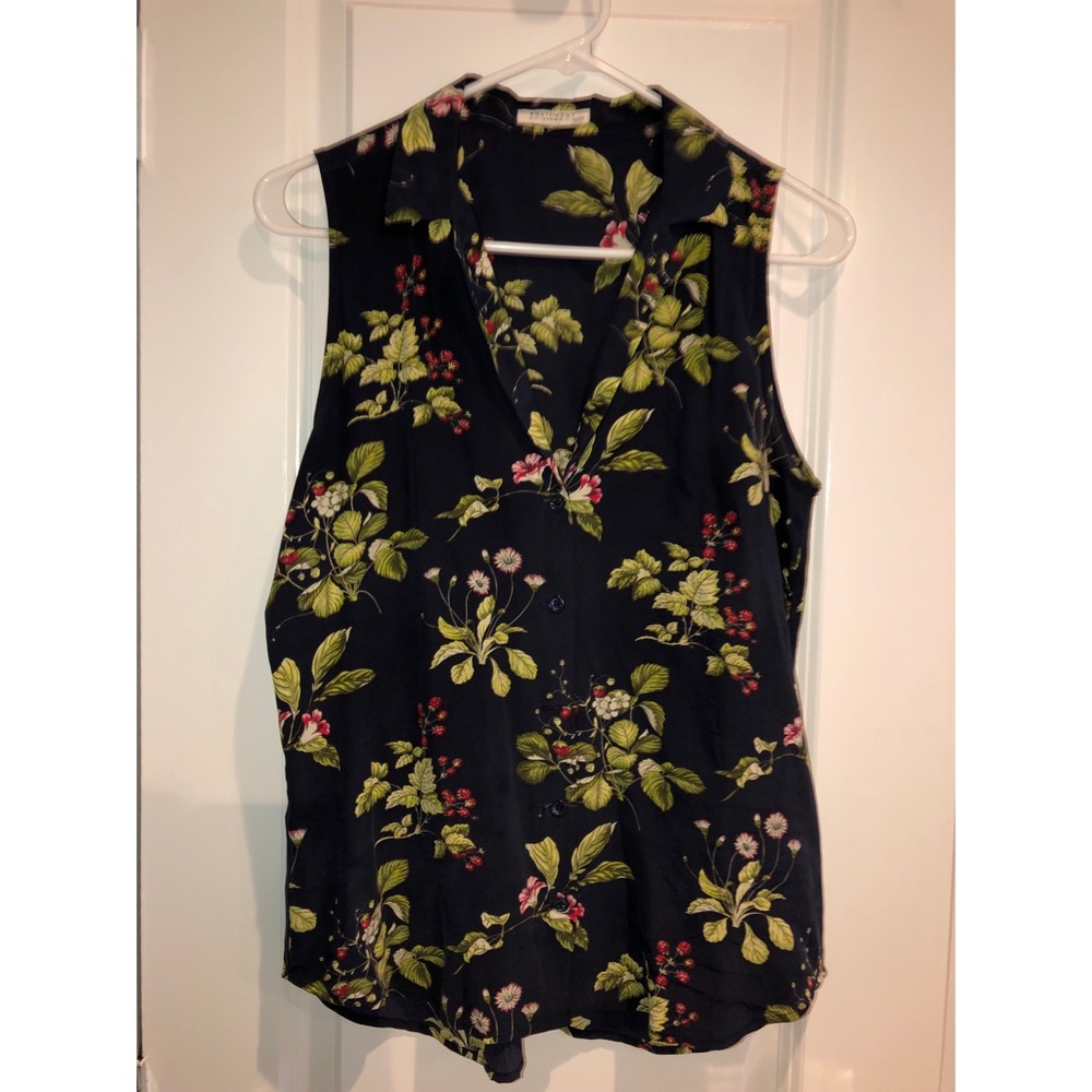 Equipment Silk sleeveless blouse
